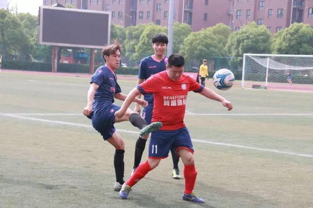 别老叫孩子“宝贝”——称呼在悄悄塑造他的未来